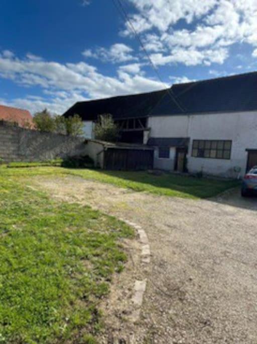 Petite Maison Cosy En Campagne Neuilly  Екстериор снимка