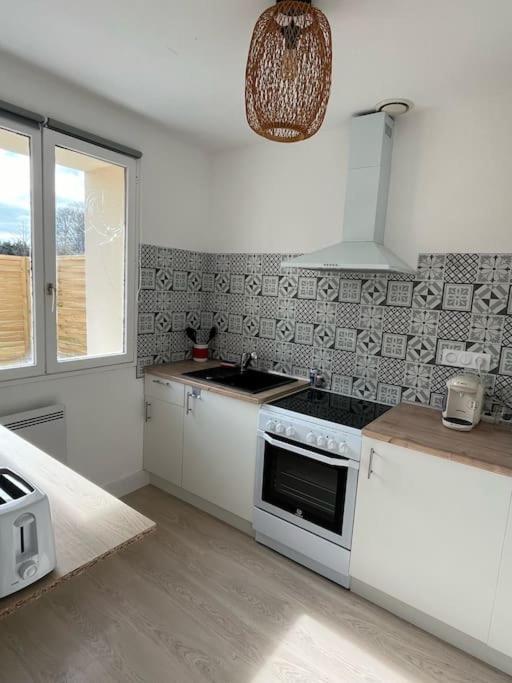 Petite Maison Cosy En Campagne Neuilly  Екстериор снимка
